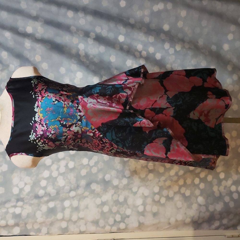 Pretty, Silk Nanette Lepore Dress